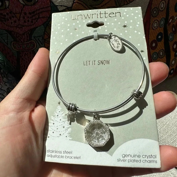 Let It Snow"Crystal Snowflake Shaker Charm Adjustable Bangle Bracelet - Picture 1 of 4